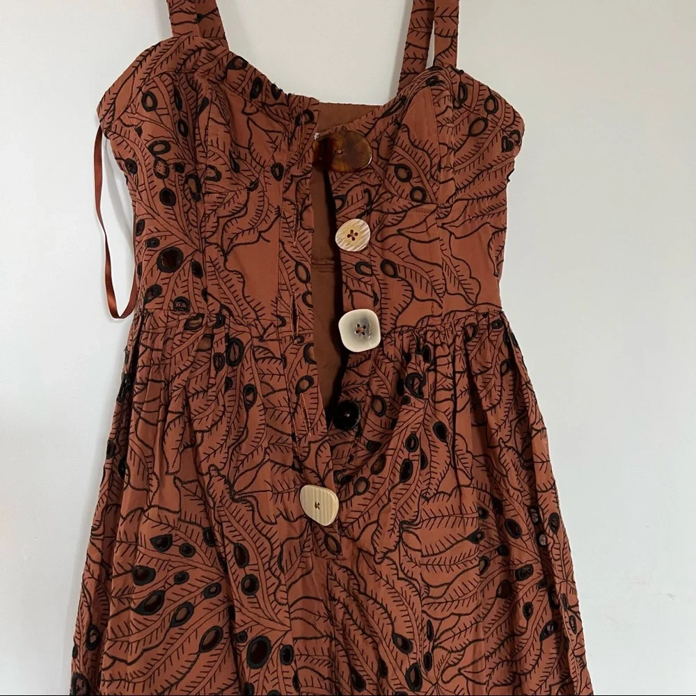 Embroidery dress - Picture 5 of 7